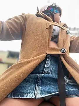 -Mia1 online show from 03/05/26, 02:35