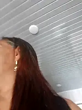 Snapshot of maleja23 chatting on 09/18/25, 01:35 maleja23 online show from 09/18/25, 01:35