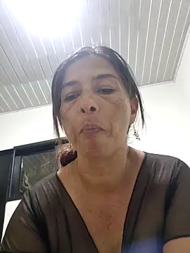 Snapshot of maleja23 chatting on 09/27/25, 12:26 maleja23 online show from 09/27/25, 12:26