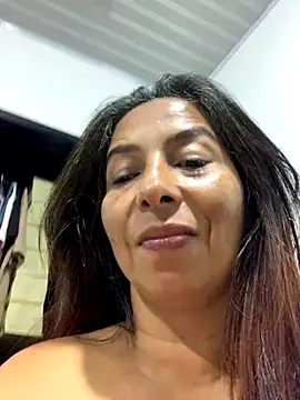 Snapshot of maleja23 chatting on 10/02/25, 02:40 maleja23 online show from 10/02/25, 02:40