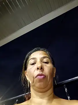 Snapshot of maleja23 chatting on 10/05/25, 11:13 maleja23 online show from 10/05/25, 11:13