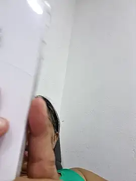 Snapshot of maleja23 chatting on 10/07/25, 02:09 maleja23 online show from 10/07/25, 02:09