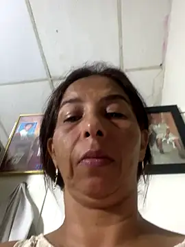 Snapshot of maleja23 chatting on 10/27/25, 12:36 maleja23 online show from 10/27/25, 12:36