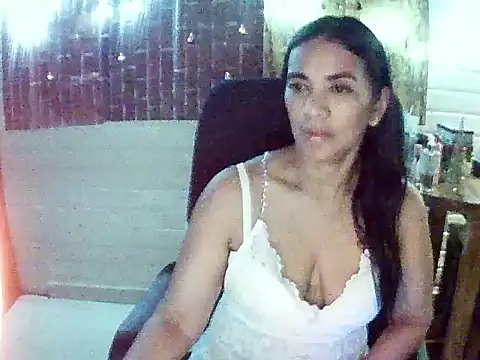 MiiaVelasquez online show from 11/28/25, 04:15