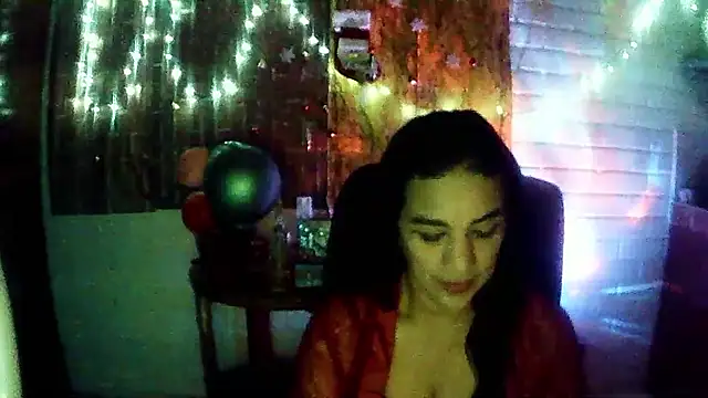 MiiaVelasquez online show from 12/20/25, 04:41
