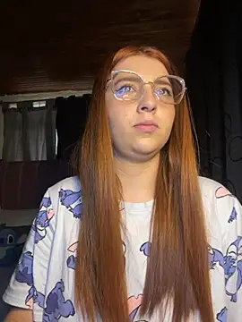 CoraVibes online show from 12/20/25, 12:01