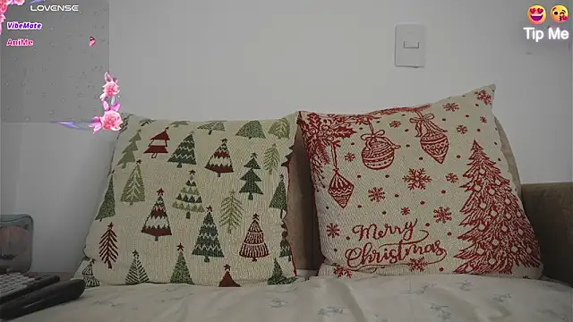 Roxybeautyy online show from 03/20/26, 09:36