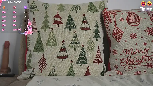 Roxybeautyy online show from 04/21/26, 09:26