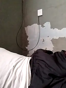 Snapshot of Bennteny67 chatting on 10/30/25, 06:37 Bennteny67 online show from 10/30/25, 06:37