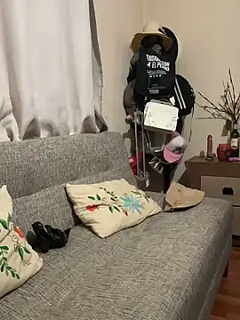 LaGueraDelMar online show from 10/11/25, 01:05