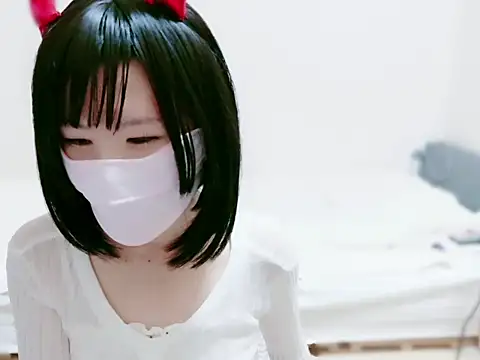 Snapshot of maika_chan chatting on 09/14/25, 06:34 maika chan online show from 09/14/25, 06:34