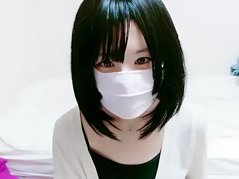 Snapshot of maika_chan chatting on 12/20/25, 11:06 maika chan online show from 12/20/25, 11:06