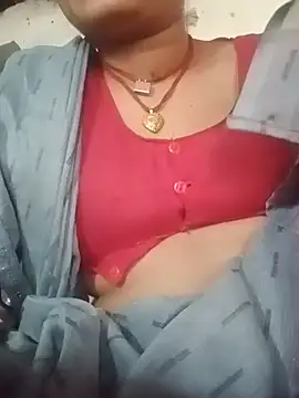 Snapshot of Nehaja33e chatting on 07/08/26, 06:51 Nehaja33e online show from 07/08/26, 06:51