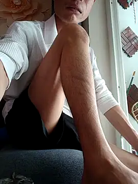 boyhi199x online show from 11/05/25, 08:03