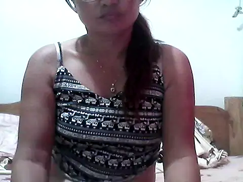 nathalie0045 online show from 09/26/25, 10:52