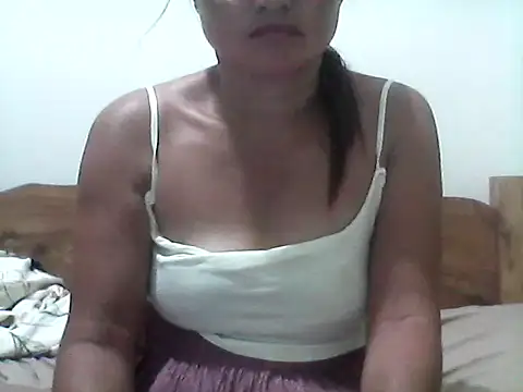 nathalie0045 online show from 02/15/26, 10:03