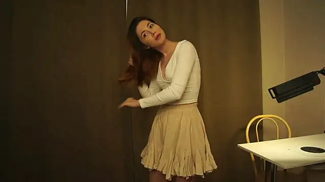 Snapshot of MilissaSneddon chatting on 09/17/25, 12:07 MilissaSneddon online show from 09/17/25, 12:07