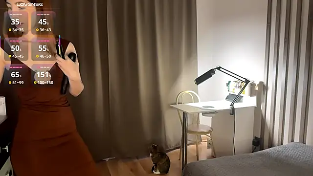 Snapshot of MilissaSneddon chatting on 10/11/25, 12:26 MilissaSneddon online show from 10/11/25, 12:26