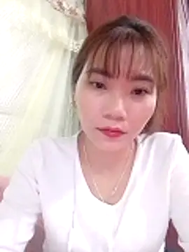 Snapshot of MyMy08 chatting on 12/18/25, 12:00 MyMy08 online show from 12/18/25, 12:00