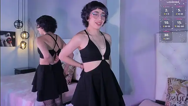 Snapshot of Lexyy_Bluee chatting on 10/05/25, 10:51 Lexyy Bluee online show from 10/05/25, 10:51