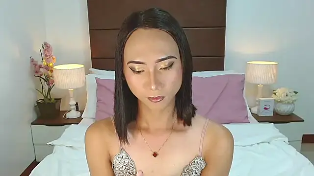 Snapshot of BlaireWilzon chatting on 09/08/25, 08:19 BlaireWilzon online show from 09/08/25, 08:19