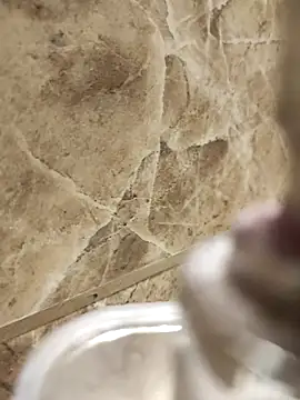 Snapshot of xxxxxcgbn chatting on 11/22/25, 04:39 xxxxxcgbn online show from 11/22/25, 04:39