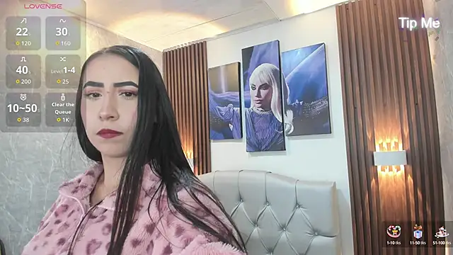 Snapshot of Sophi_Thaylorr chatting on 10/02/25, 12:56 Sophi Thaylorr online show from 10/02/25, 12:56