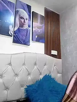 Snapshot of Sophi_Thaylorr chatting on 10/08/25, 01:42 Sophi Thaylorr online show from 10/08/25, 01:42