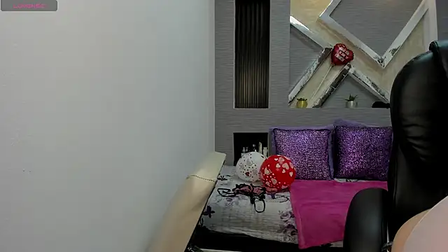 roxana santini online show from 10/09/25, 02:48