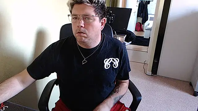 blueandwhite1 online show from 12/27/24, 03:26