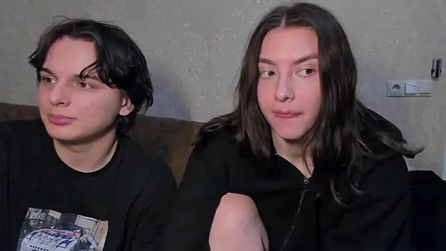 muuur fam online show from 10/12/25, 10:20