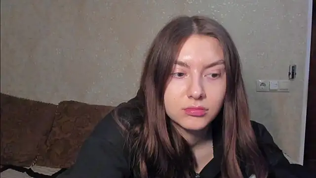 muuur fam online show from 12/17/25, 08:48