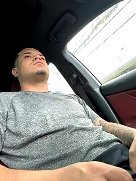 Snapshot of YadielPublic chatting on 09/08/25, 05:23 YadielPublic online show from 09/08/25, 05:23