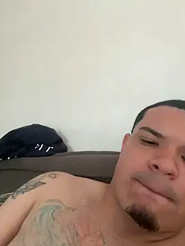 YadielPublic online show from 02/14/26, 08:16