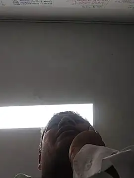 danigarci2307 online show from 01/16/26, 11:42