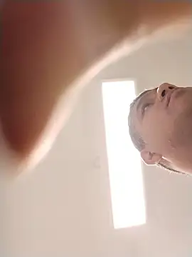 danigarci2307 online show from 02/06/26, 01:43