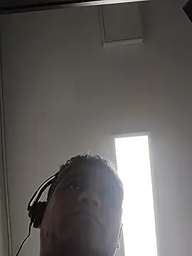 danigarci2307 online show from 04/04/26, 04:59