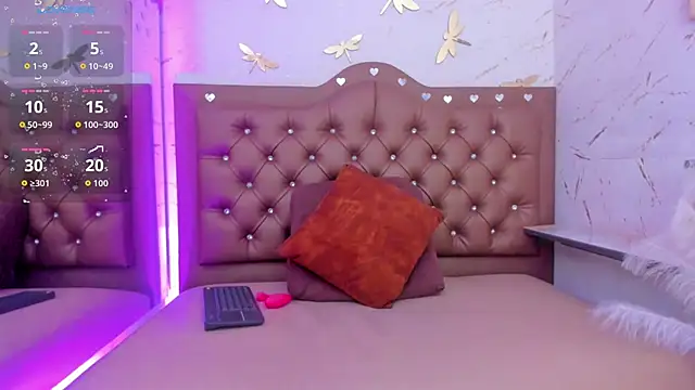 Zoe-Johnson  online show from 10/07/25, 09:56