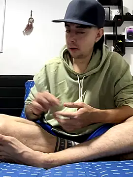 Jaguer2213 online show from 09/27/25, 03:55