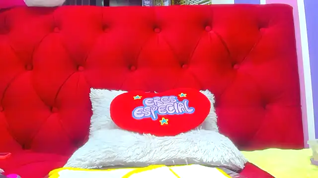 teilor dreamse online show from 11/30/25, 04:49