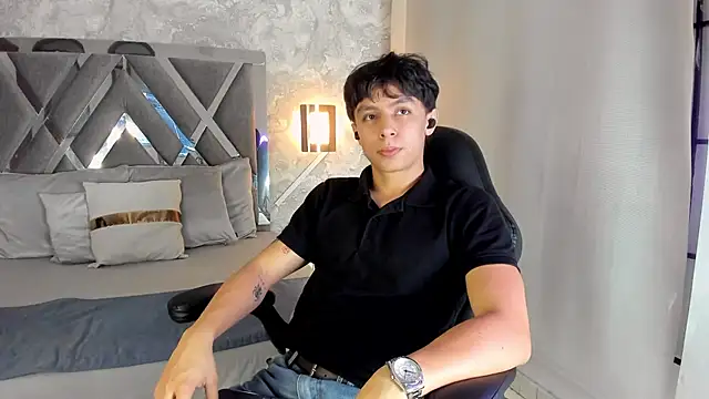 Tyler durten online show from 10/04/25, 03:04