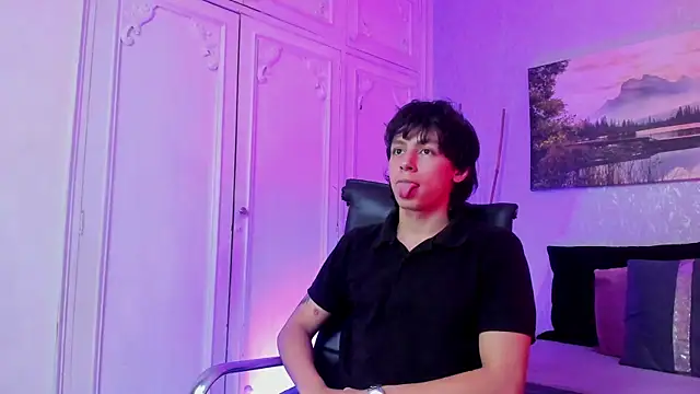 Tyler durten online show from 07/18/26, 03:11