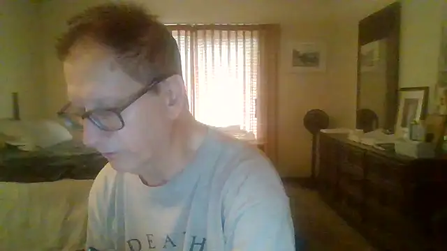 camminmichaellll online show from 09/17/25, 07:04