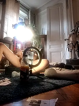 Snapshot of Titilouonlyf69 chatting on 11/15/25, 08:22 Titilouonlyf69 online show from 11/15/25, 08:22