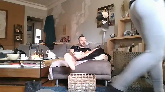 Snapshot of Titilouonlyf69 chatting on 11/27/25, 08:05 Titilouonlyf69 online show from 11/27/25, 08:05