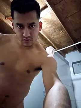 Eljilipoyas69 online show from 10/28/25, 04:16