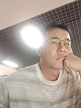 nnnnnan9527 online show from 09/29/25, 07:02