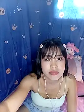 AnnewithanE online show from 10/30/25, 06:37