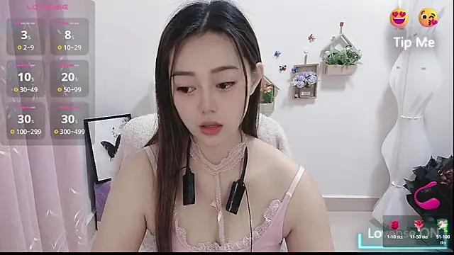 Abb-qiaoyi online show from 11/13/25, 08:30