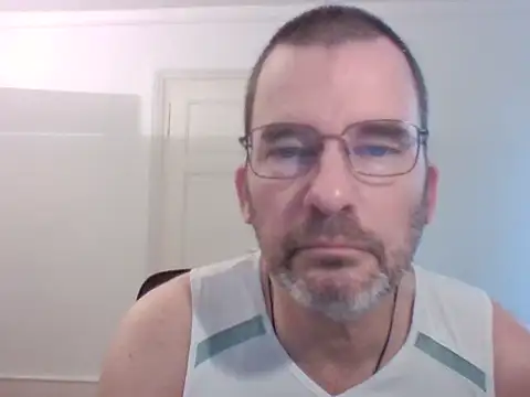 stallionrider88 online show from 10/25/25, 12:13